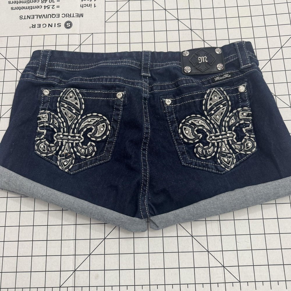 Miss Me Shorts Womens 34 Blue Denim Cuffed Cut Off Embroidered Rhinestone Jean